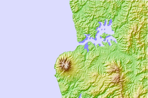 Surf spots cercanos a Raglan - Ngarunui Beach