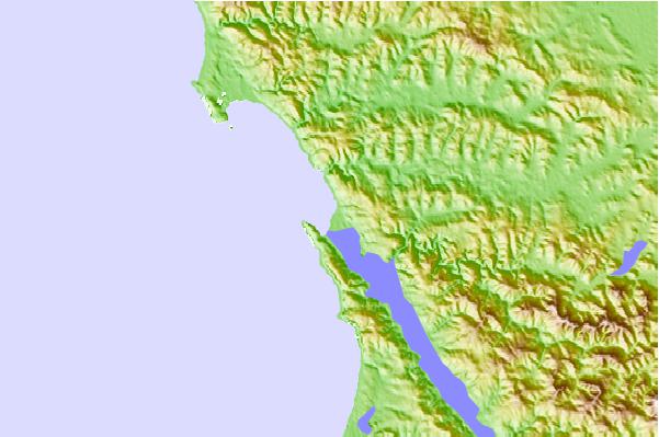 Surf spots cercanos a Shark Pit