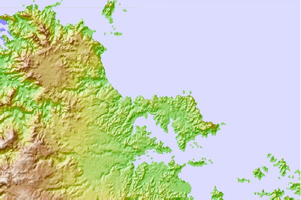 Surf spots cercanos a Taronui Bay